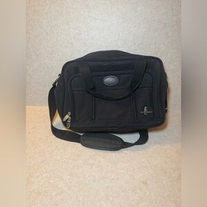 Atlantic Black Travel Shoulder Computer Laptop Electronic Bag 3 Zipper Pockets